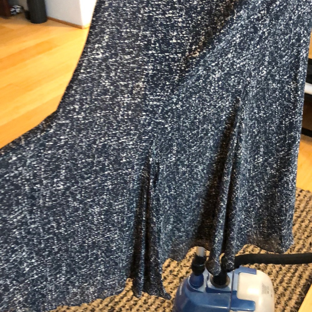 Skirt - Picture 3 of 3
